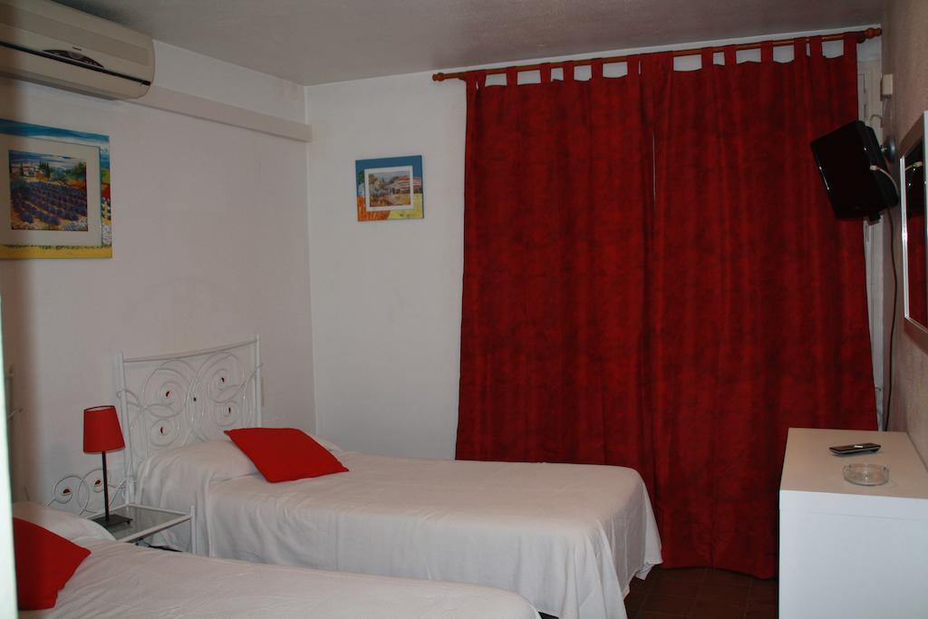 Hotel La Masia Portbou Bilik gambar