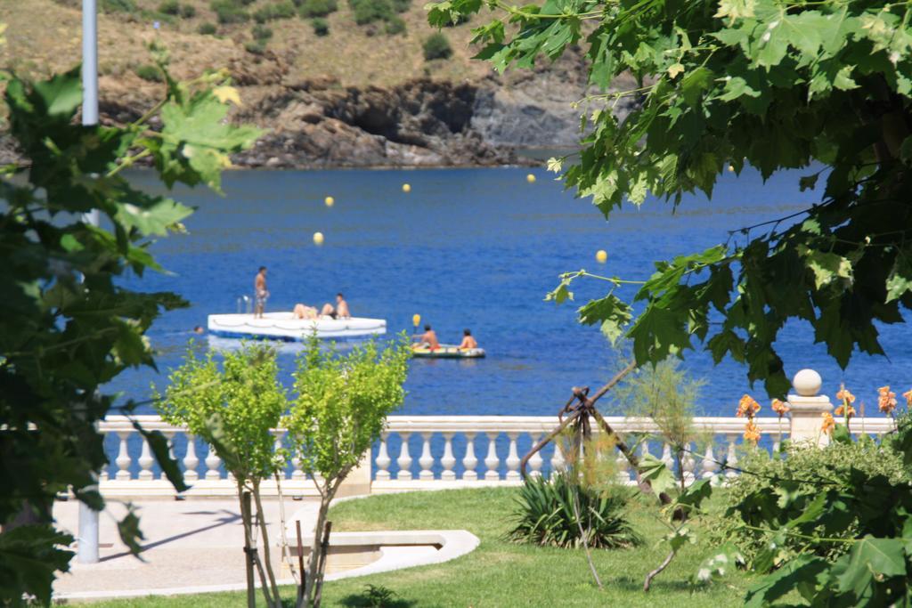 Hotel La Masia Portbou Luaran gambar